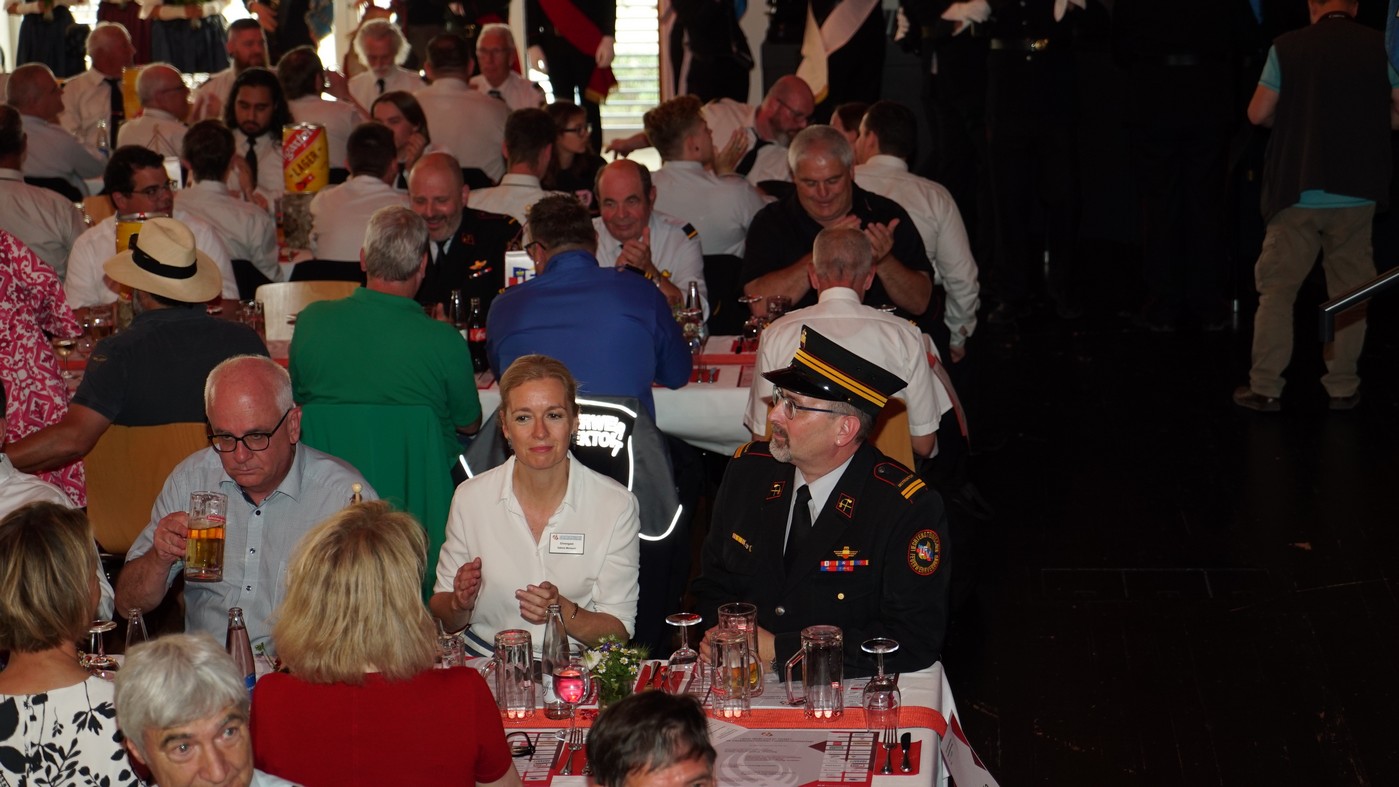 Sabine Monauni mit Peter Ospelt