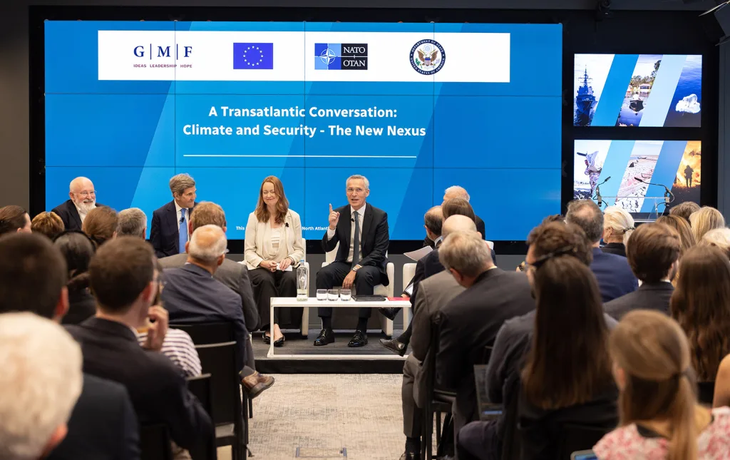 Frans Timmermans, John Kerry, Heather Grabbe Jens Stoltenberg , und Josep Borrell Fontelle