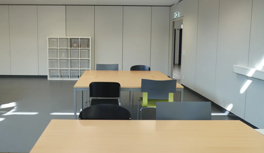 Besichtigung Flüchtlicntsunterkunft in Triesen mit Regierungsch