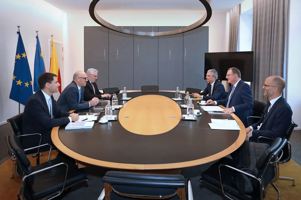 Beim Arbeitsgespräch ging es um die Wirtschaftslage der Schweiz und Liechtensteins.