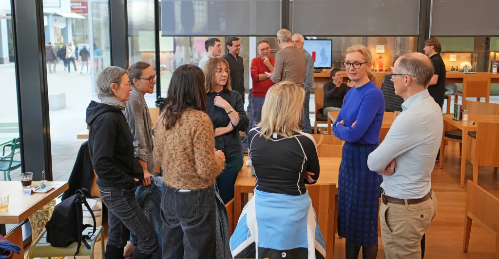 Die Befürworter der Energievorlagen. U.A. Manuela Haldner-Schierscher (FL) und Regierungschef-Stellvertreterin Sabine Monauni