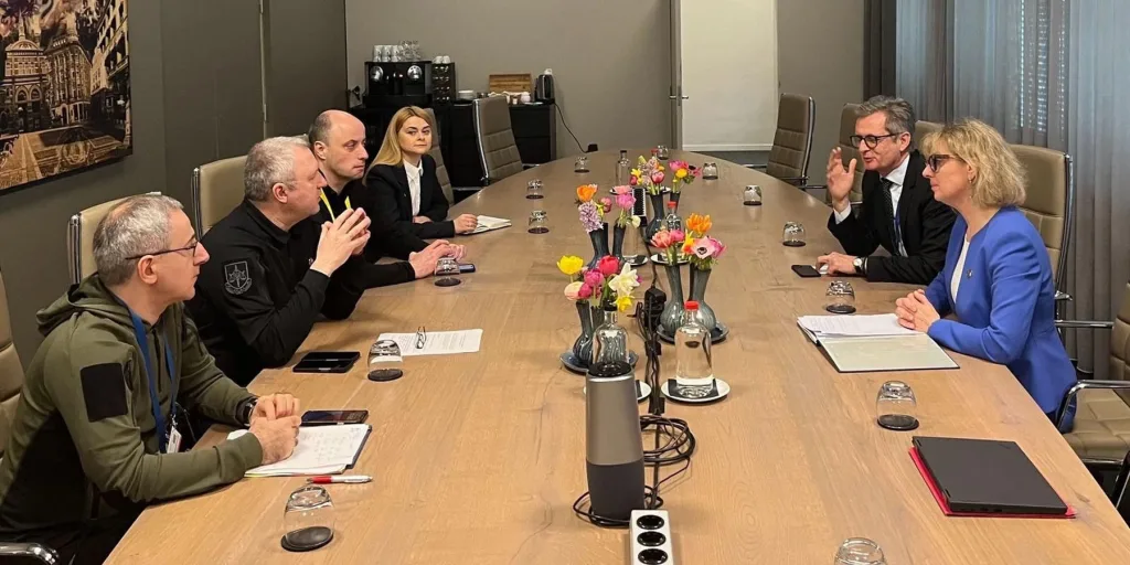 Regierungsrätin Marok-Wachter an Ukraine-Konferenz in Den Haag