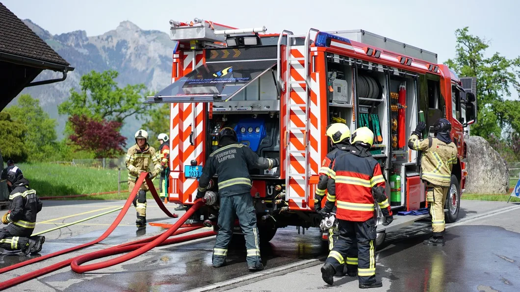 Kabelbrand in Industriegebäude rasch gelöscht