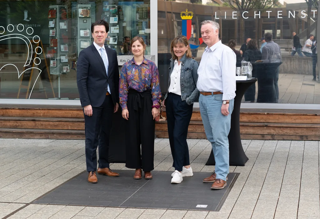 Regierungsrat Manuel Frick, Karin Ospelt, Ursula Wolf und Elmar