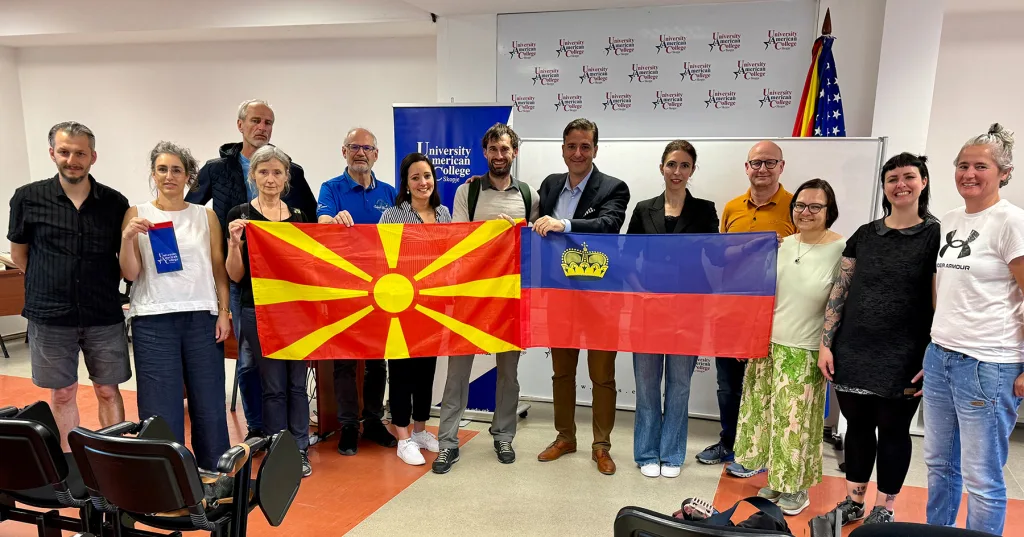 In der Universität American College wurde eine Liechtensteinisch-Nordmazedonische