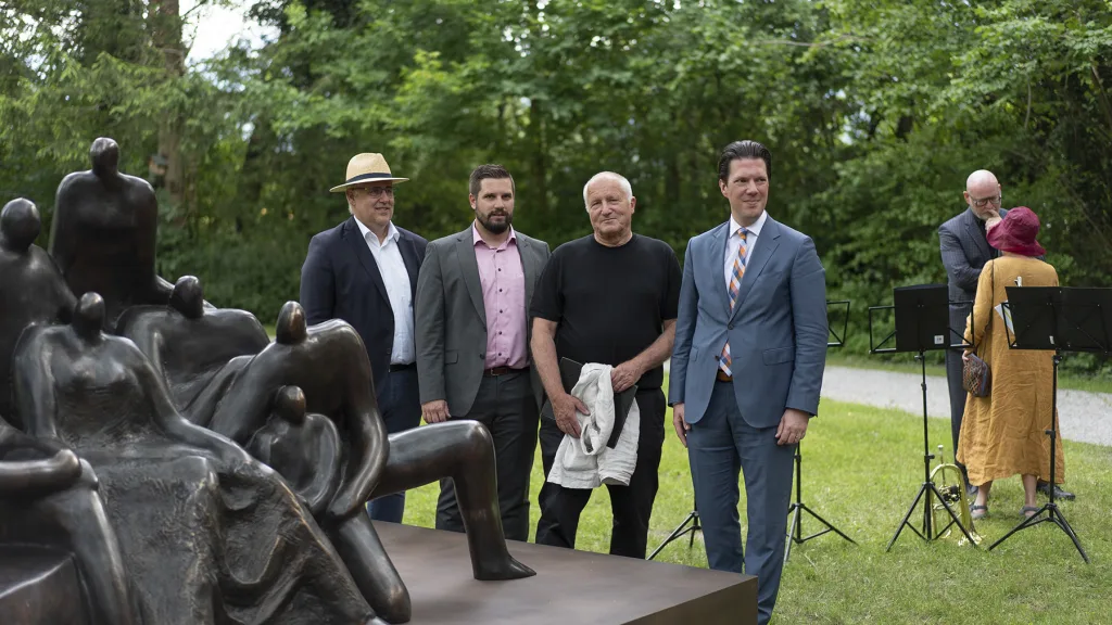 Skulptur "Wir"