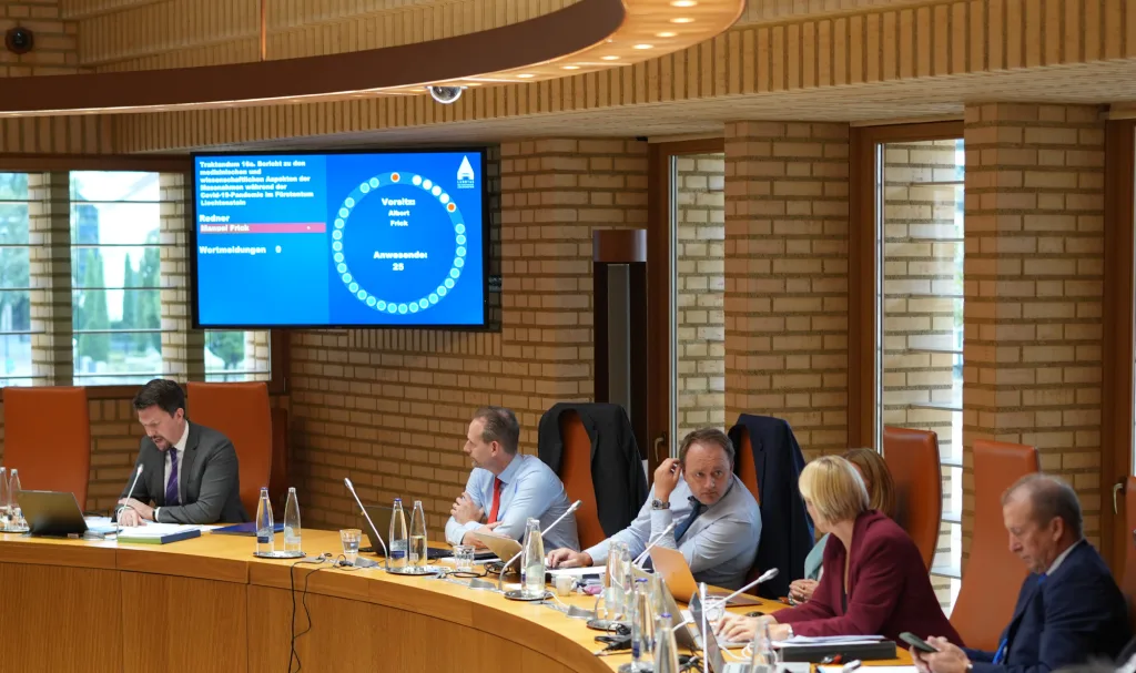 Manuel Frick und die VU Fraktion im Landtag