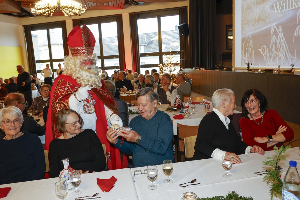 Senioren-Weihnachtsfeier im Gemeindesaal von Ruggell.