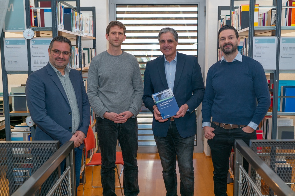 Liechtenstein Institut präsentiert umfassendes Handbuch zum politischen System des Landes