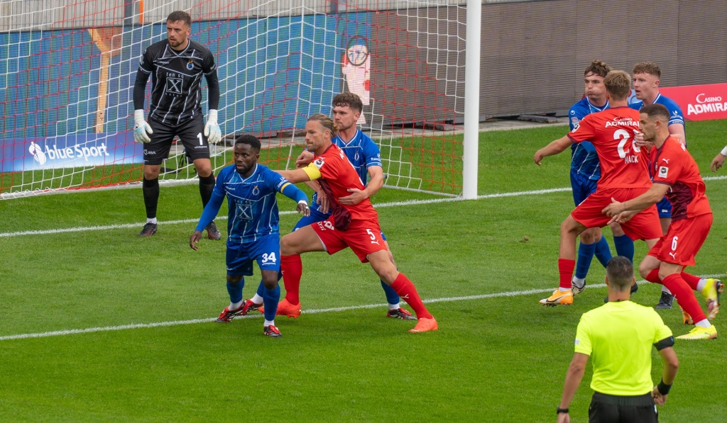 Conference League Qualifikation zwischen dem FC Vaduz und Dungannon Swifts