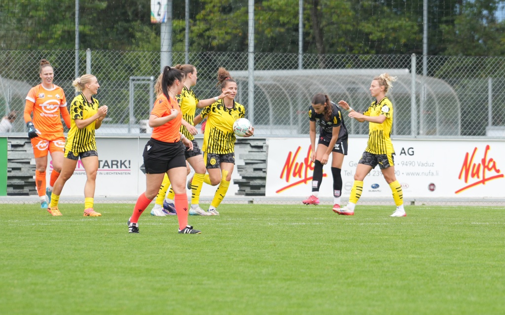 SRC Altach gegen BVB Dortmund im Finale des Liechtenstein Sommercup 2025