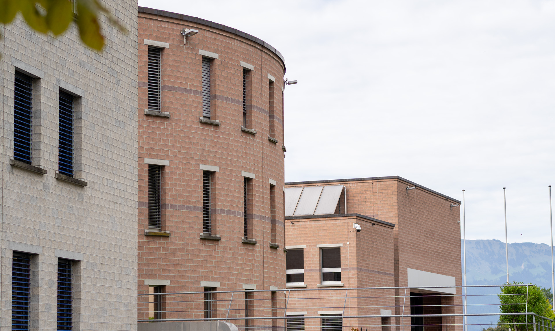 Tag 2 im Mordprozess: Kriminalgericht verhängt langjährige Haftstrafen