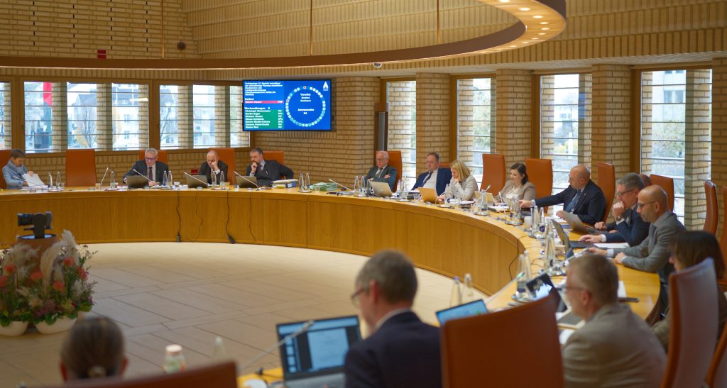 Landtag diskutiert den Hochbautenbericht
