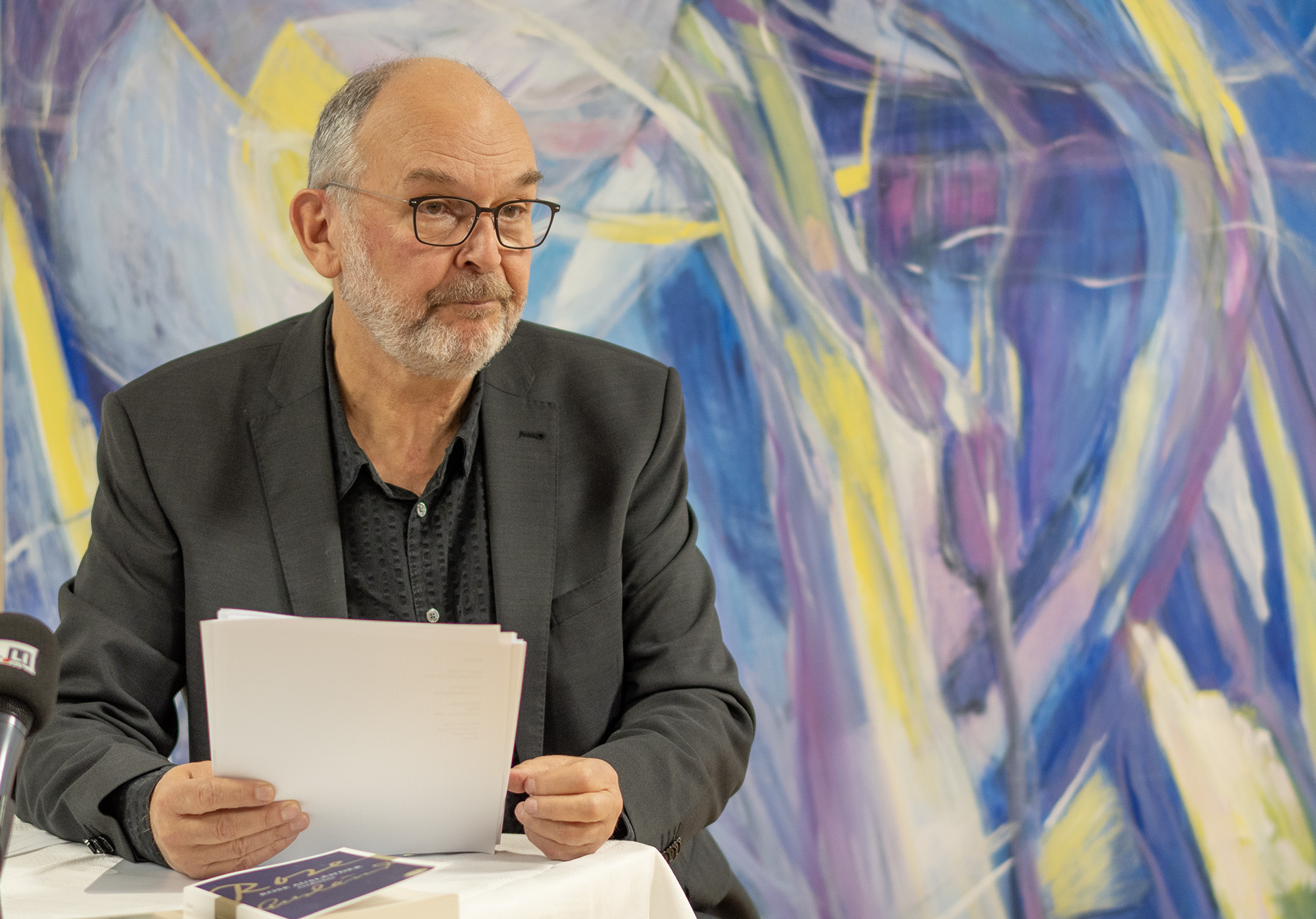 Ingo Ospelt berührt Publikum im Küefer-Martis-Huus