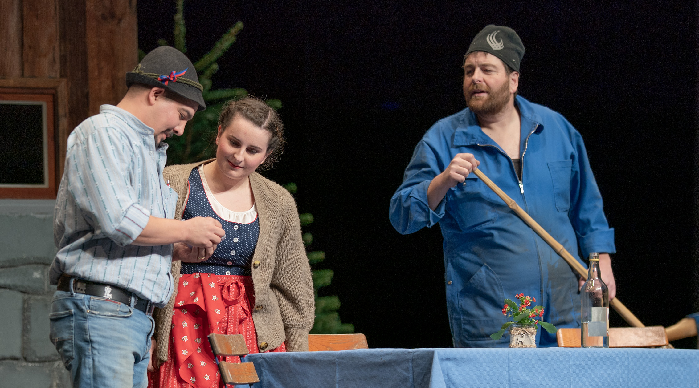 Feuerwehr Vaduz begeistert mit «Kuh in Therapie»