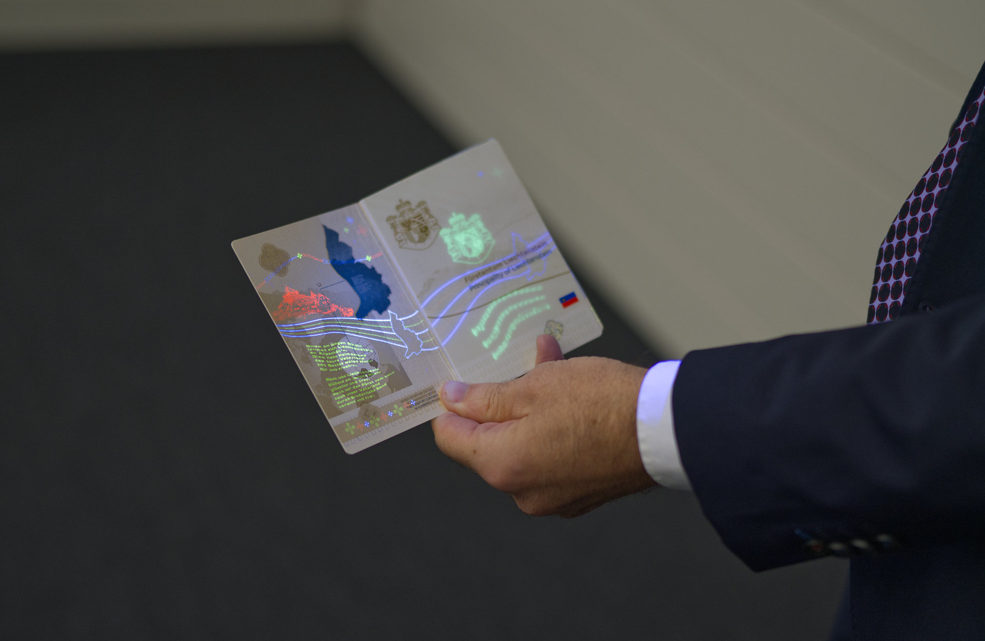 Neuer Reisepass: Sicherer, moderner, sofort zum Mitnehmen