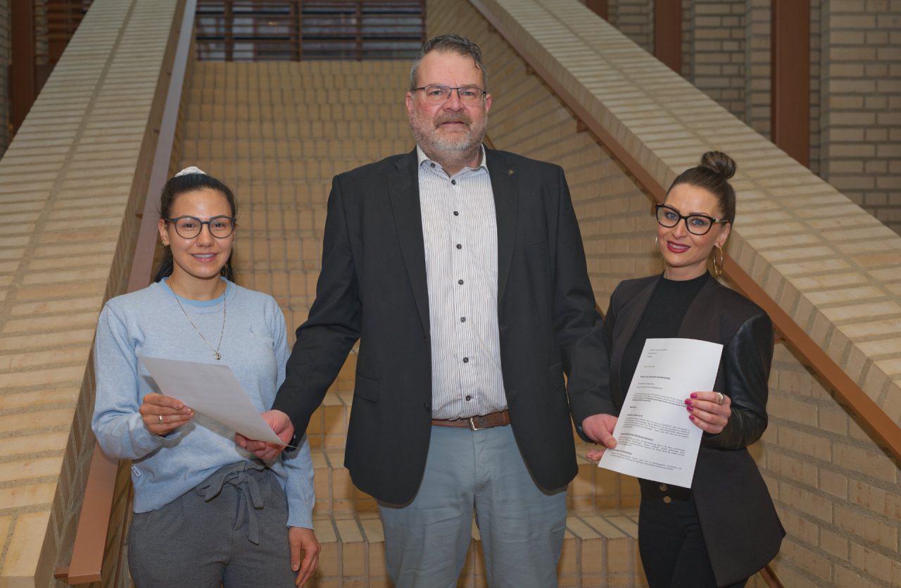 Sandy-Ashley Hermann und Silke Kindle