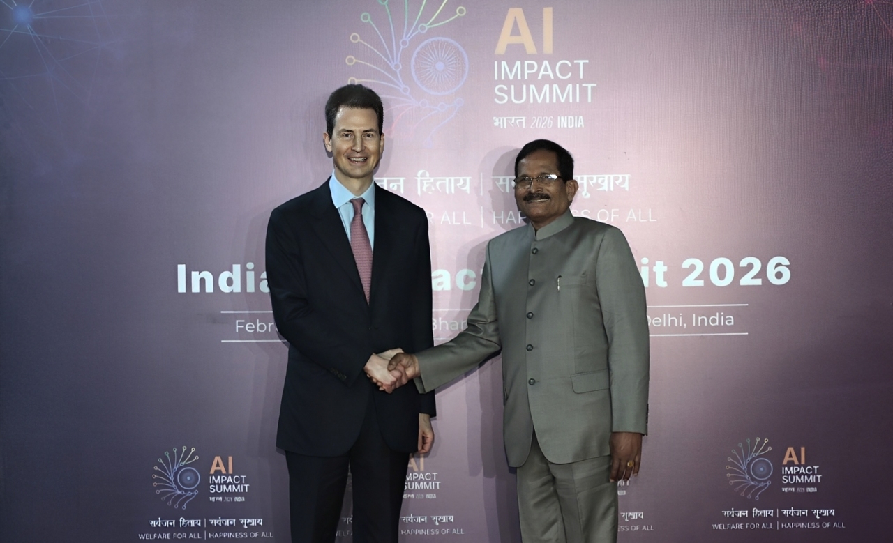 Erbprinz Alois und Shripad Y. Naik