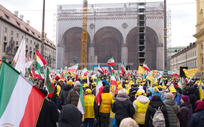Tausende demonstrieren in München gegen das iranische Regime