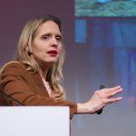 Vier Jahre Krieg – Luzia Tschirky im Campus Gespräch der Universität Liechtenstein