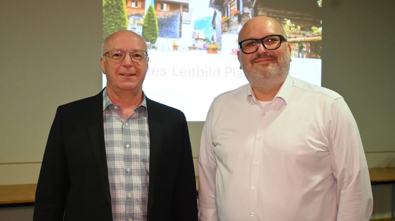 Vorsteher Rainer Beck und Experte Peter Beck