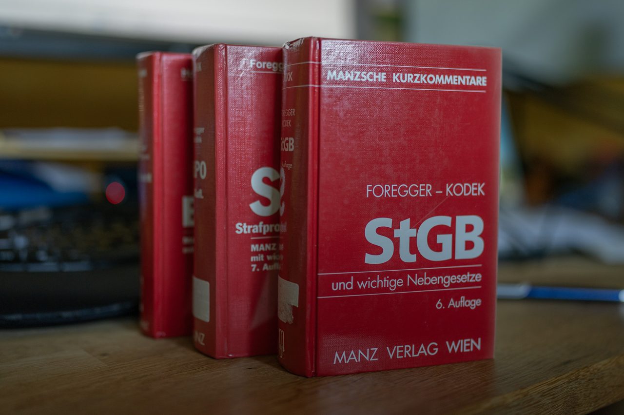 gesetzbücher