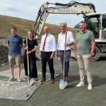 Spatenstich für Sanierung der Sportanlagen Rheinau und des Rheindamms in Balzers