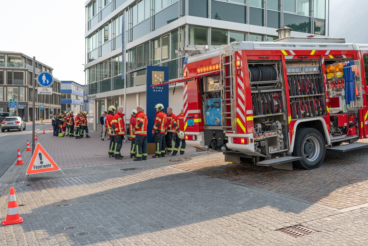 Feuerwehreinsatz bei der Sigma Bank in Schaan