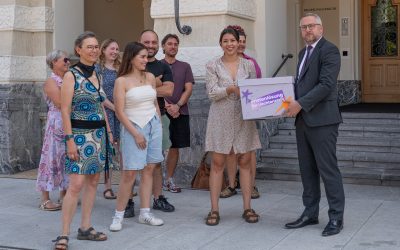 Fristenlösung-Initiative reicht 4970 Unterschriften ein
