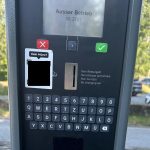 Manipulierte QR-Codes an Parkuhren