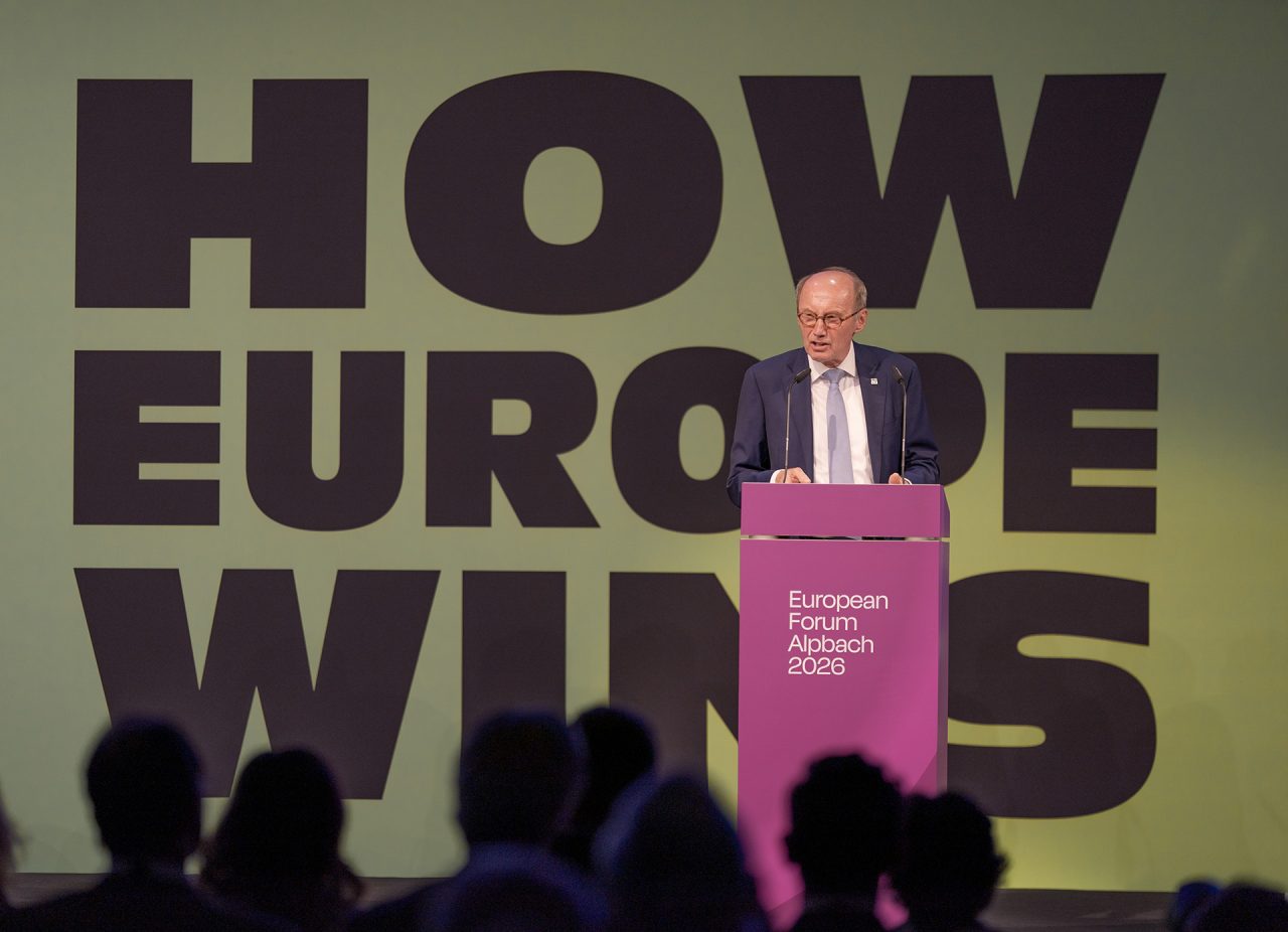 EFA-Präsident Othmar Karas bei der Eröffnung des Euopäischen Forum Alpbachs 2026