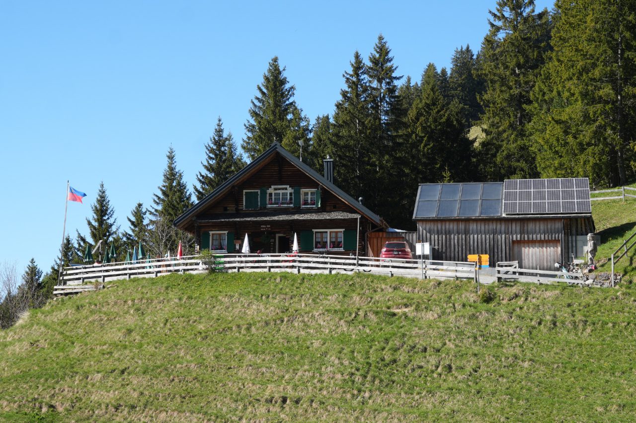 Gafadurahütte über Planken
