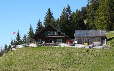Ustrinkete auf der Gafadurahütte